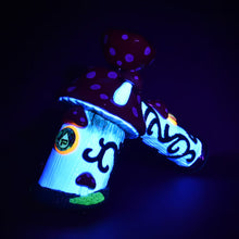 Load image into Gallery viewer, Pulsar Shroom House Bubbler