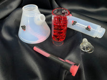 Load image into Gallery viewer, Stratus Silicone Bee Clear Freezable Waterpipe