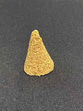Load image into Gallery viewer, Palo Santo Wood Incense Cone