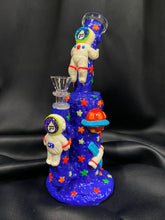 Load image into Gallery viewer, Pulsar Spaceman Water Pipe