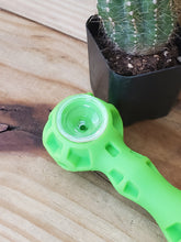 Load image into Gallery viewer, Silicone Glass Pipe W/Spoon