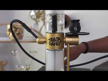 Load and play video in Gallery viewer, Stundenglass Gravity Hookah