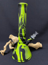 Load image into Gallery viewer, Eyce Beaker Silicone Water Pipe