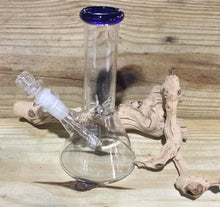 Load image into Gallery viewer, Glass Bong 8"