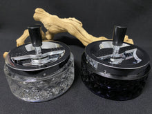 Load image into Gallery viewer, Glass Spinning Ashtray