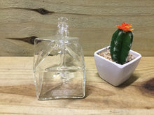 Load image into Gallery viewer, Grav Sip Series - Milk Carton