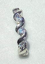 Load image into Gallery viewer, Mix Style Nose Hoop PK3NOH01
