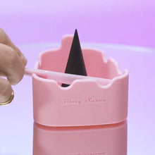 Load image into Gallery viewer, Blazy Deluxe Ashtray
