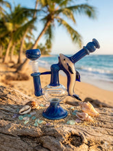 Load image into Gallery viewer, Fish Glass Bubbler
