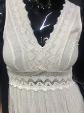 Load image into Gallery viewer, Amaia Dress
