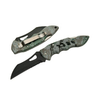 Load image into Gallery viewer, Forest Hunter Camo Knive
