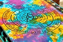 Load image into Gallery viewer, Triquetra Pentacle Tapestry
