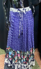 Load image into Gallery viewer, Jibon Skirt &amp; Dress
