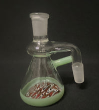 Load image into Gallery viewer, Glass Ash Catcher 45°
